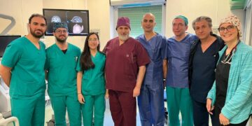 Chirurgia senza sangue, al Pascale di Napoli la svolta robotica made in Italy Prima mondiale a Napoli: fegato operato con tecnologia innovativa che riduce rischi e tempi.
