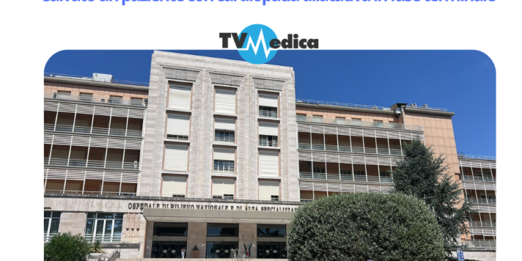 Trapianto di cuore al Monaldi, salvato un paziente con cardiopatia dilatativa in fase terminale. Lettera aperta dei medici: “No a generalizzazioni, l’Azienda dei Colli di Napoli resta un punto di riferimento”