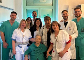 Al Policlinico Tor Vergata di Roma  operata con successo paziente di 102 anni, in piedi dopo 3 giorni