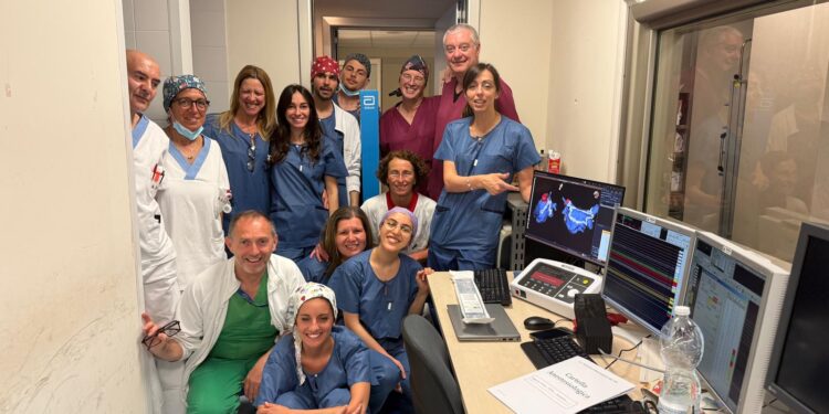 Malattie eosinofile, il Meyer di Firenze si illumina di magenta