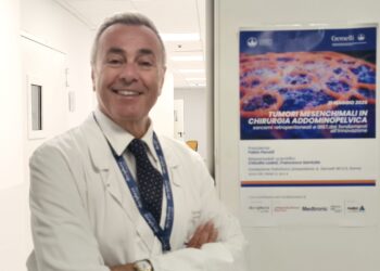 La chirurgia robotica e mini-invasiva sta trovando sempre più applicazione anche nel trattamento di tumori rari e complessi, come i tumori mesenchimali dell’addome e della pelvi