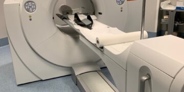 Tumore raro della tiroide: AIFA finanzia un nuovo studio dell’ASST Papa Giovanni XXIII per terapie mirate