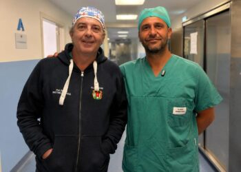Ginocchio rigenerato con un innesto biologico da donatore: al Policlinico di Bari evitata la protesi a una paziente di 43 anni