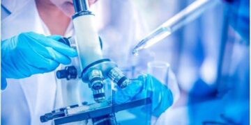 Vaccino a mRNA contro il melanoma, l’Istituto Nazionale dei Tumori di Milano è il primo centro al mondo