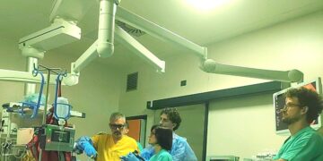 Trattamento delle neoplasie gastrointestinali. Al Parini di Aosta nuova modalità di terapia oncologica mininvasiva