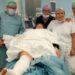 A fine gravidanza si frattura la caviglia. Due équipe a lavoro all’ospedale di Lanciano: mamma e bimbo stanno bene.