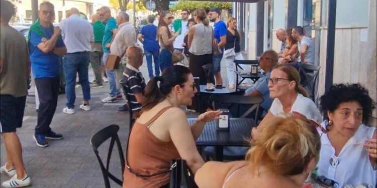MANIFESTAZIONE CISL FP SALERNO PRESSO LA SEDE DELL’ASL COMPARTO SANITA’ PRIVATA: PRIMI POSITIVI RISULTATI