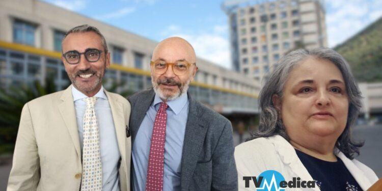 Accordo storico all’AOU Ruggi: sottoscritto all’unanimità il piano di riequilibrio dei fondi contrattuali. Riparte la contrattazione integrativa