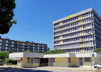 Ospedale di Battipaglia: attivato piano di approfondimento tecnico per verifiche strutturali. Trasferimenti precauzionali a tutela di utenti e personale