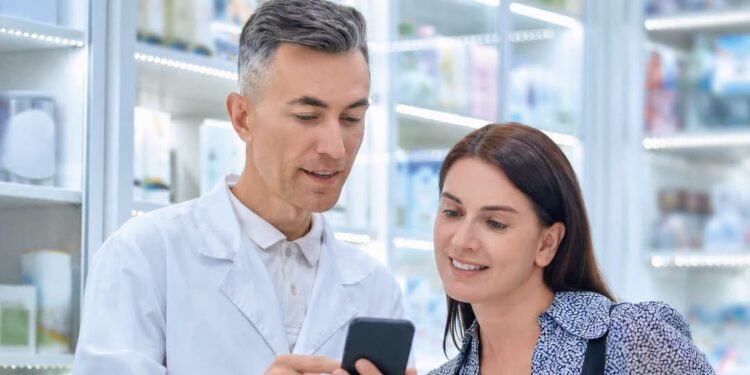 Al via da oggi la Farmacia dei Servizi su SINFONIA Salute: prevenzione, assistenza e referti digitali a portata di App