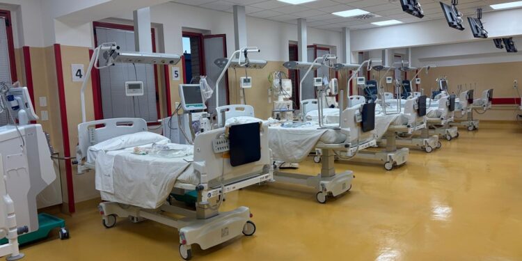 L’AQUILA, REPARTO DI NEFROLOGIA ALLA RIBALTA INTERNAZIONALE PER UNA NUOVA TECNICA SUL PRURITO UREMICO PRATICATA IN POCHI OSPEDALI ITALIANI