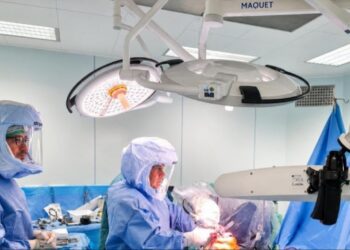 Chirurgia ortopedica: all’ospedale Apuane c’è il il robot MAKO