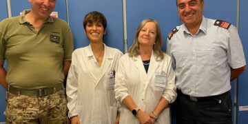 Prevenzione sui binari: visite senologiche gratuite a bordo dei treni verso SapriMese Rosa: l’oncologa Roberta Caputo del Pascale è partita stamattina da Napoli Piazza Garibaldi.
